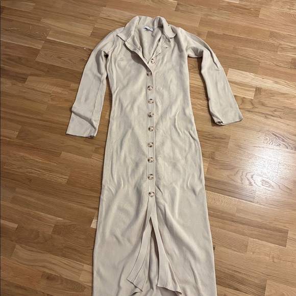 Elsa Knit Button Dress - Picture 5 of 6